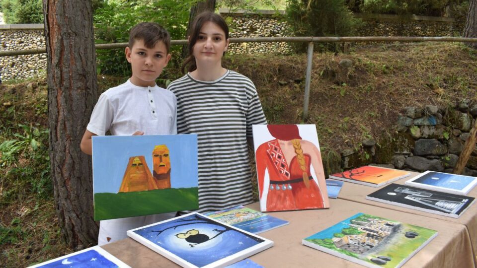 In den ökumenischen Sommerlager können sich Kinder und Jugendliche kreativ austoben.